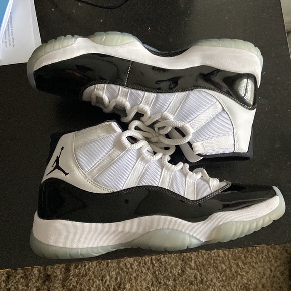Jordan 11 Concord (2018) Size 9.5 main image 4